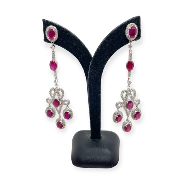 Art deco ruby and diamond earring in white gold. Harsh Khandelwal Jewellery Oms milano