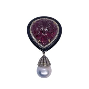 Colour stone and diamond brooch in Silver | A13571