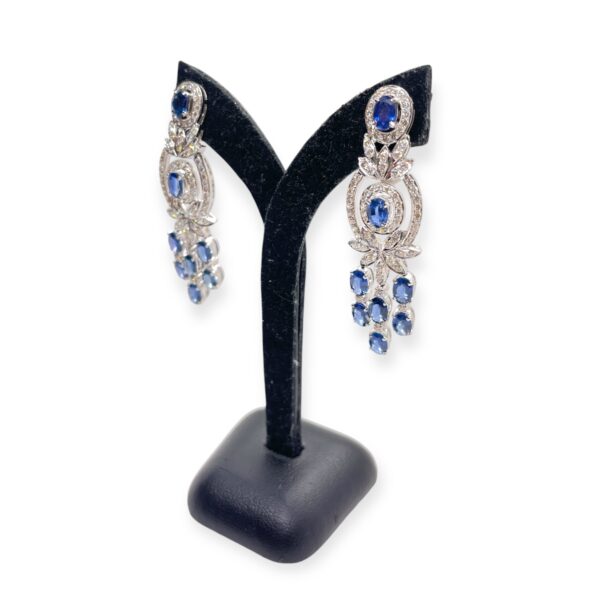Sapphire and diamond art deco earring, Sapphire dangling earring in white gold