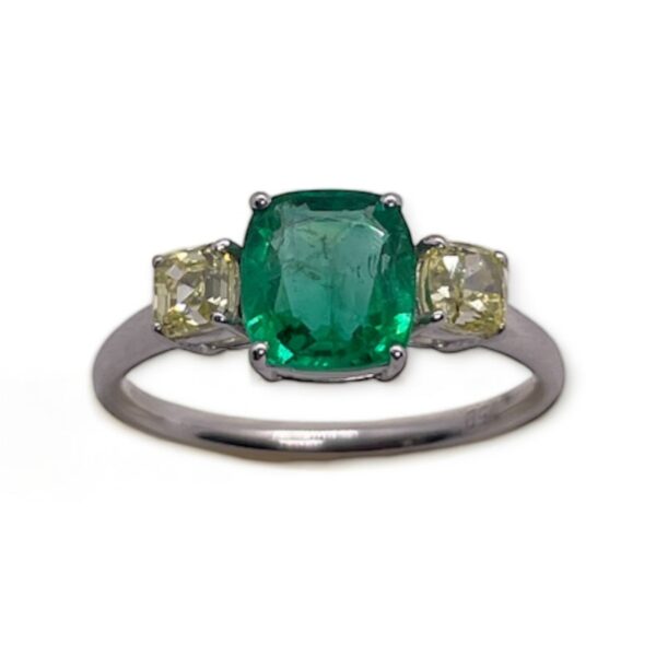 Three Stone emerald and yellow diamond ring in gold, Oms milano, Harsh Khandelwal Jewellery